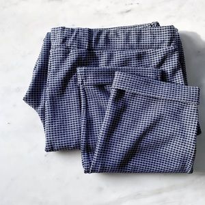 Cuffed tapered pants.